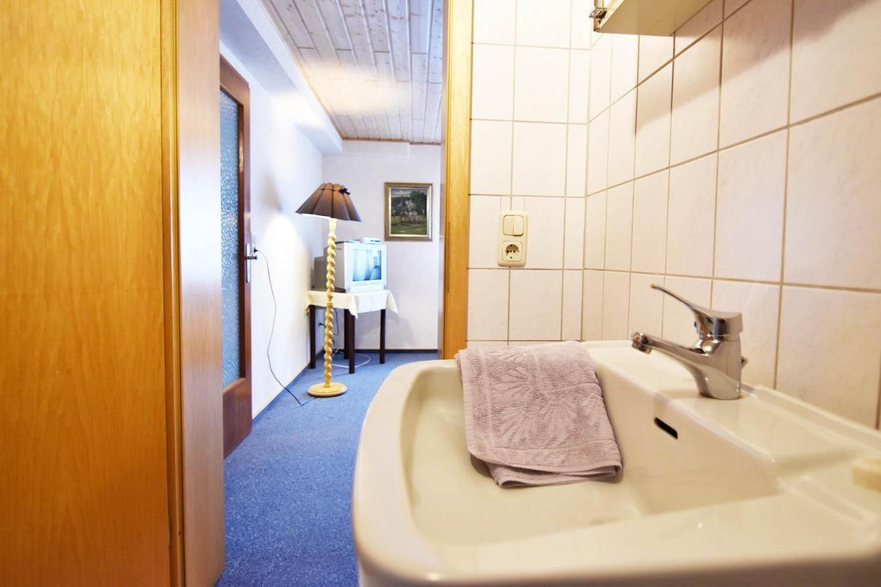 ホテル Gaestehaus Steinborn ハイムバッハ エクステリア 写真